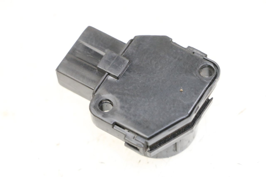 photo de SWITCH HONDA PCX (JF57/JF64) 125 (2014 - 2018)