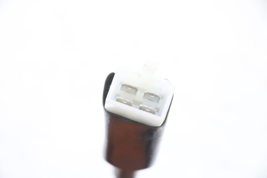 photo de SWITCH PEUGEOT KISBEE 2T 50 (2018 - 2022)