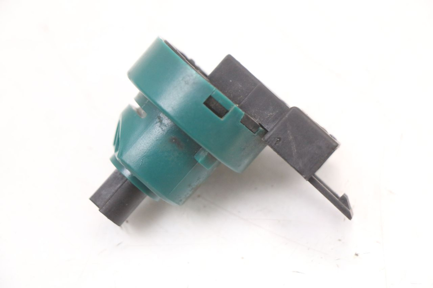photo de IGNITION SWITCH PIAGGIO LIBERTY 4T 50 (2004 - 2008)