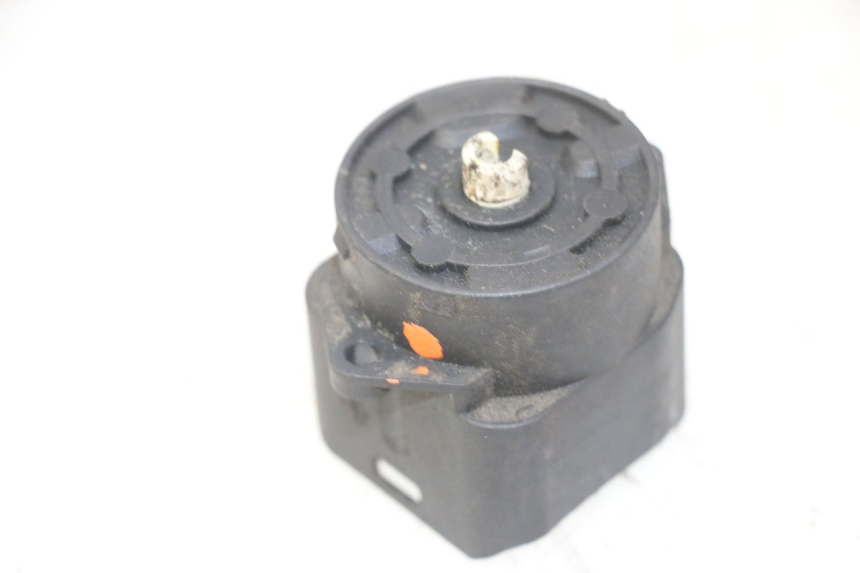 photo de IGNITION SWITCH PIAGGIO MP3 LT 400 (2007 - 2012)