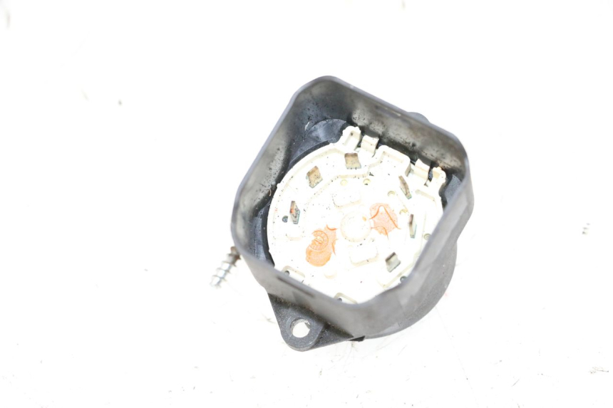 photo de IGNITION SWITCH PIAGGIO MP3 LT 400 (2007 - 2012) - Alternative perspective