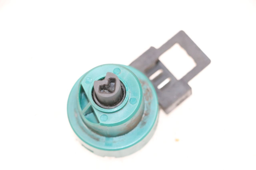 photo de IGNITION SWITCH PIAGGIO NEW TYPHOON 50 (2018 - 2021) - Zoom on usage condition