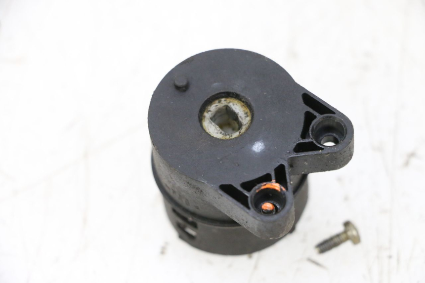 photo de SWITCH PEUGEOT SATELIS 125 (2006 - 2009) - Zoom on usage condition