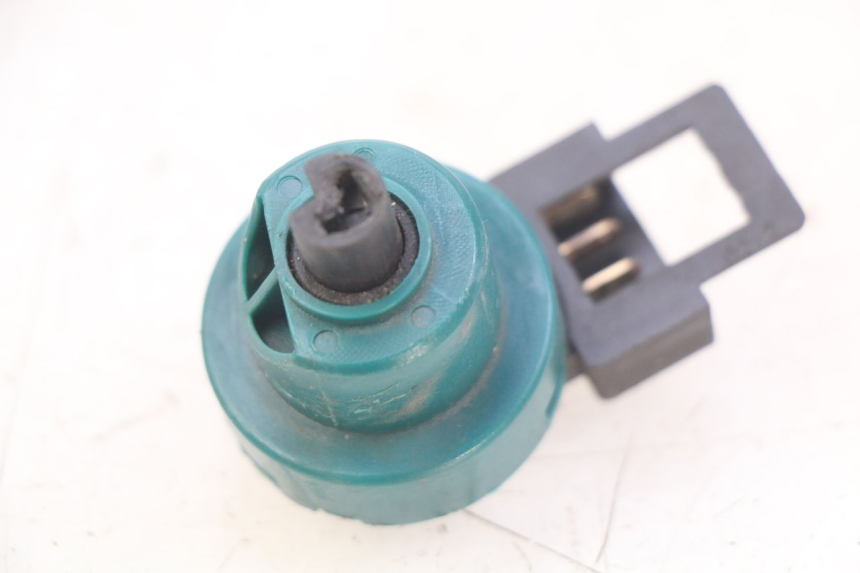 photo de IGNITION SWITCH PIAGGIO VESPA PRIMAVERA 2T 50 (2013 - 2018)