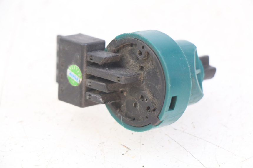 photo de IGNITION SWITCH PIAGGIO VESPA PRIMAVERA 2T 50 (2013 - 2018)