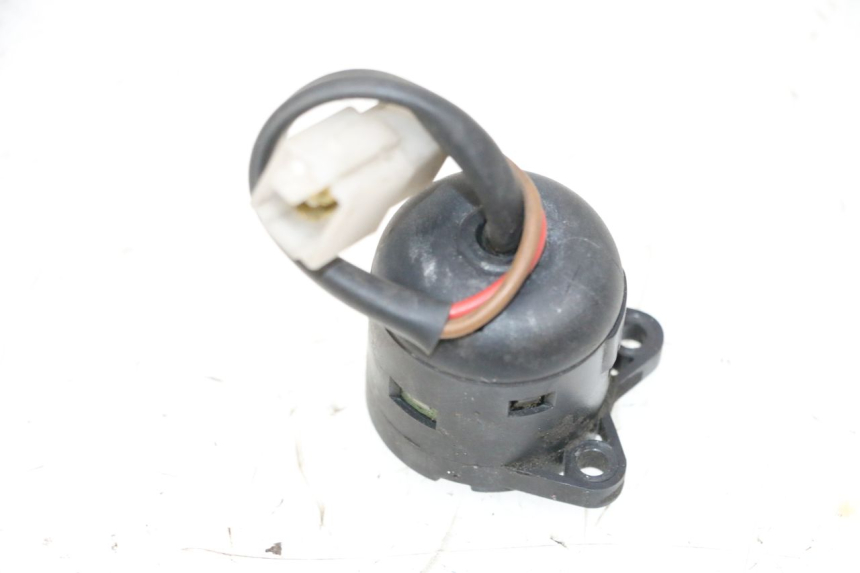 photo de IGNITION SWITCH YAMAHA XMAX X-MAX 125 (2006 - 2009) - Technical close-up