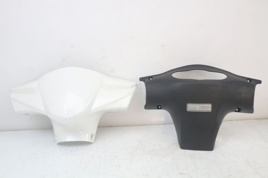 photo de HANDLEBAR COVER KYMCO AGILITY 4T 50 (2018 - 2022)