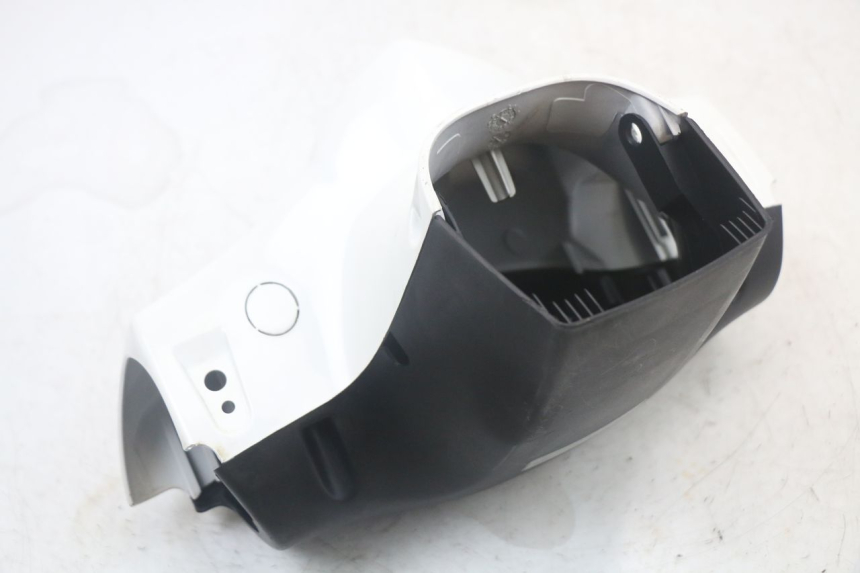 photo de HANDLEBAR COVER KYMCO AGILITY 4T 50 (2018 - 2022)