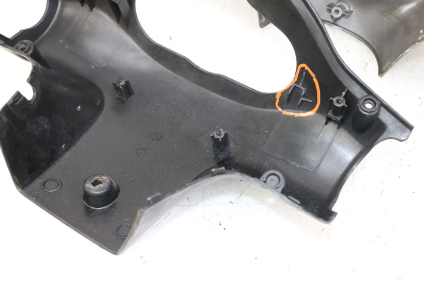photo de HANDLE BAR PANEL KYMCO AGILITY 4T 50 (2005 - 2018)