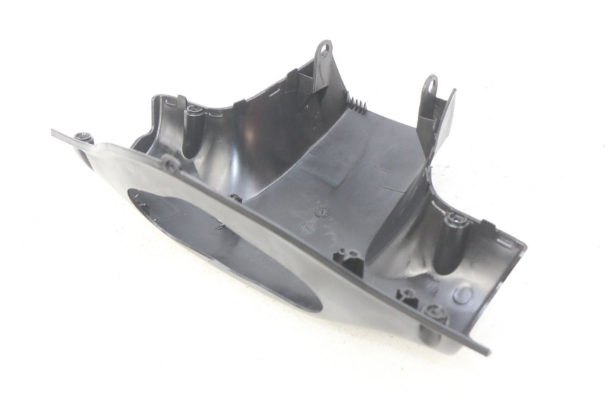 photo de REAR HANDLEBAR COVER KYMCO AGILITY 4T 50 (2018 - 2022)