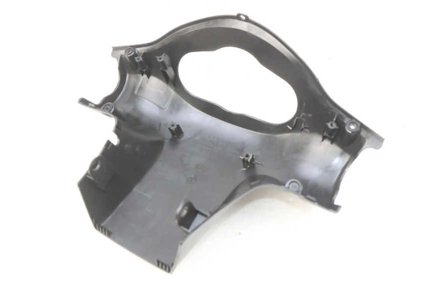 photo de REAR HANDLEBAR COVER KYMCO AGILITY 4T 50 (2018 - 2022)