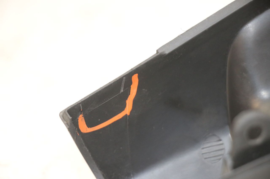 photo de REAR HANDLEBAR COVER APRILIA SXR 50 (2021 - 2023)