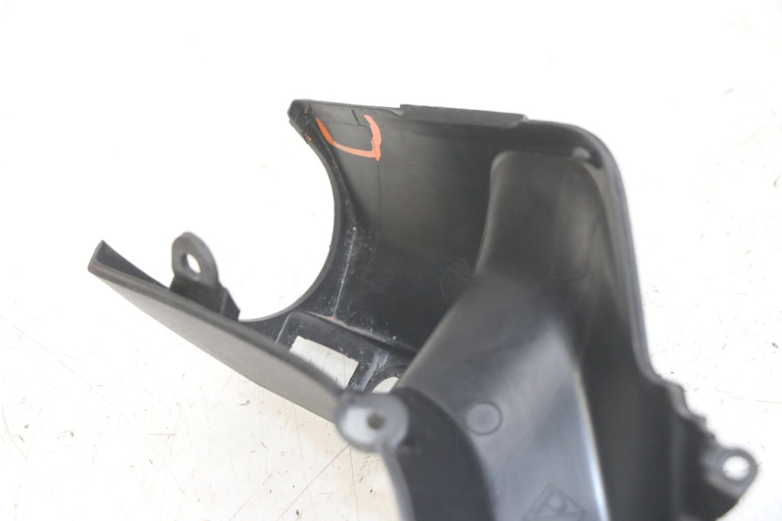 photo de REAR HANDLEBAR COVER APRILIA SXR 50 (2021 - 2023)