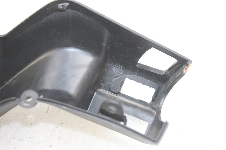 photo de REAR HANDLEBAR COVER APRILIA SXR 50 (2021 - 2023)