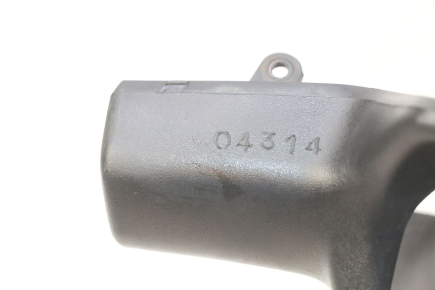photo de REAR HANDLEBAR COVER MBK BOOSTER NEXT GENERATION 50 (1995 - 1998) - Component detail