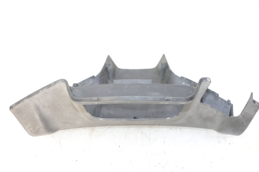 photo de HANDLE BAR REAR PANEL YAMAHA BW'S 100 (1999 - 2002)