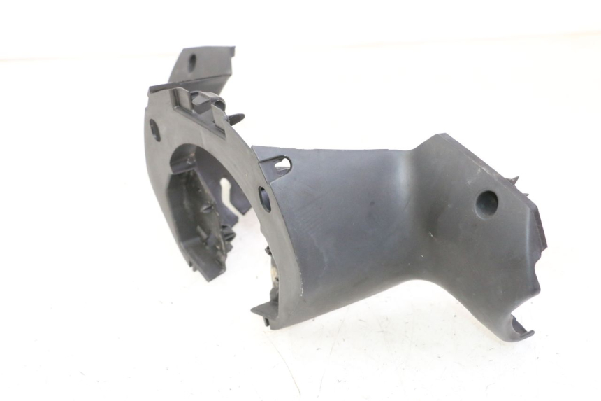 photo de REAR HANDLEBAR COVER PEUGEOT CITYSTAR 50 (2013 - 2017)