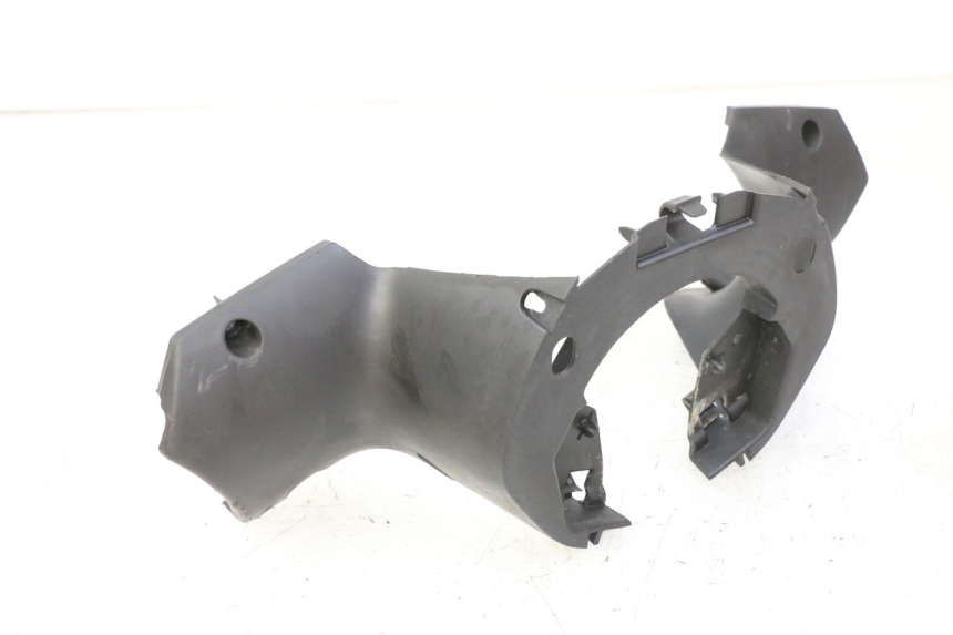 photo de REAR HANDLEBAR COVER PEUGEOT CITYSTAR 50 (2013 - 2017)