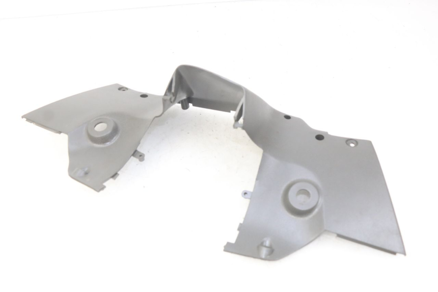 photo de REAR HANDLEBAR COVER SUZUKI CP 80 (1985 - 1996)