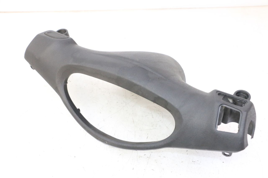 photo de REAR HANDLEBAR COVER PIAGGIO FLY 2T 50 (2004 - 2017)