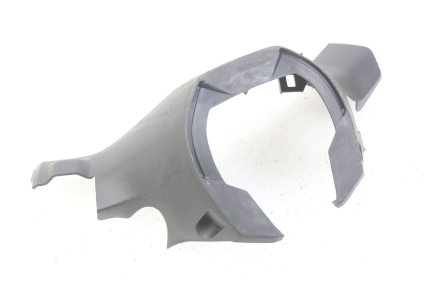 photo de REAR HANDLEBAR COVER HONDA FORZA 125 (2015 - 2016)