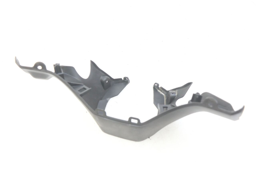 photo de REAR HANDLEBAR COVER HONDA FORZA 125 (2015 - 2016)