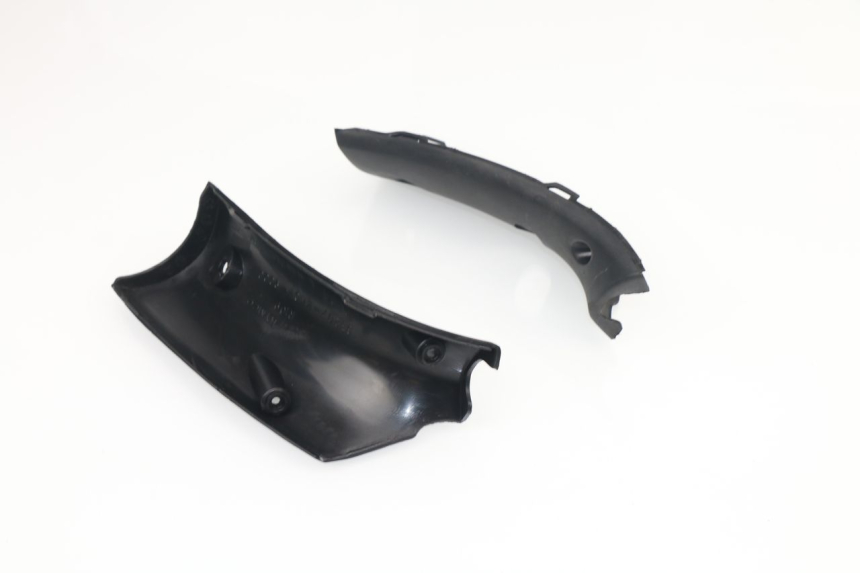 photo de HANDLE BAR REAR PANEL KYMCO GRAND DINK 125 (2002 - 2007)