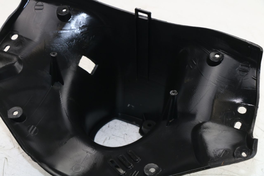 photo de REAR HANDLEBAR COVER KEEWAY HURRICANE 50 (2006 - 2019)