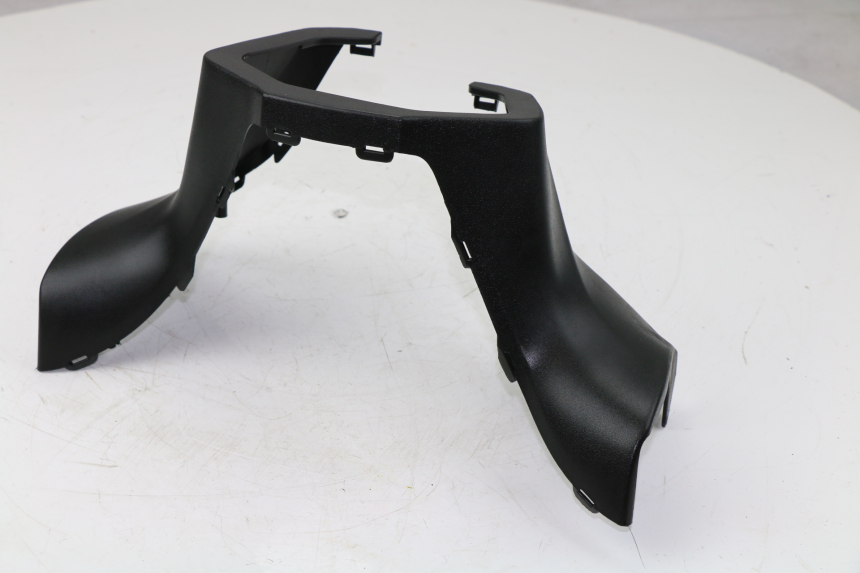 photo de HANDLE BAR REAR PANEL KYMCO K-XCT 125 (2013 - 2017)