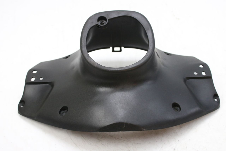 photo de REAR HANDLEBAR COVER KEEWAY RY6 2T 50 (2011 - 2019)