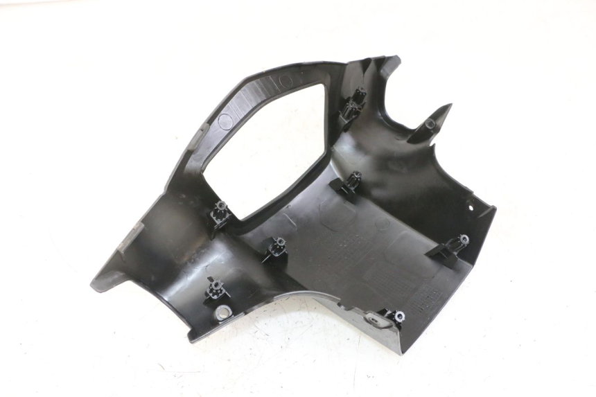 photo de HANDLE BAR REAR PANEL PEUGEOT KISBEE 2T 50 (2018 - 2022)