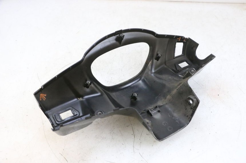 photo de HANDLE BAR REAR PANEL KYMCO LIKE 125 (2009 - 2016) - Additional view of the item