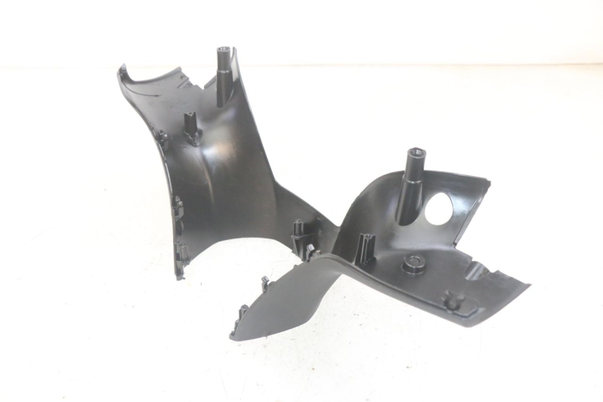 photo de HANDLE BAR REAR PANEL PIAGGIO MP3 HPE 300 (2019 - 2026) - Product overview