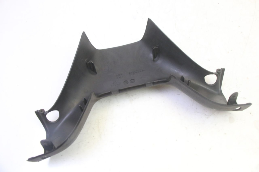 photo de REAR HANDLEBAR COVER PIAGGIO MP3 500 (2011 - 2015)