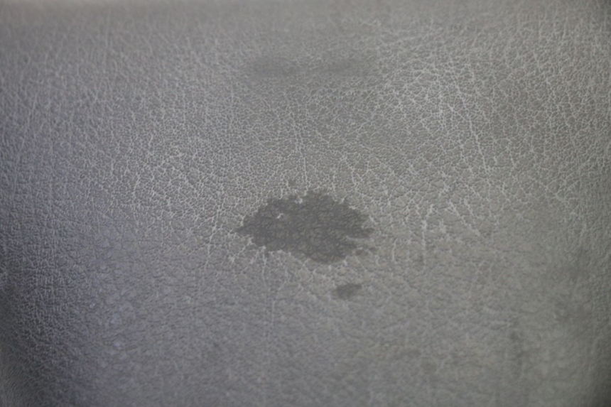 photo de REAR HANDLEBAR COVER PIAGGIO MP3 RL 250 (2007 - 2010) - Zoom on usage condition