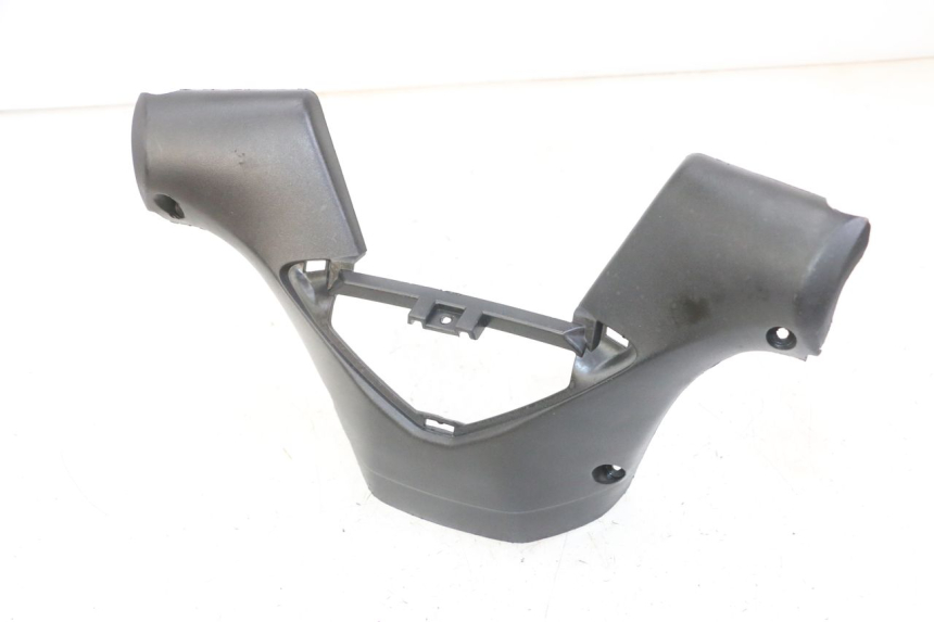 photo de REAR HANDLEBAR COVER GILERA NEXUS 125 (2009 - 2013)