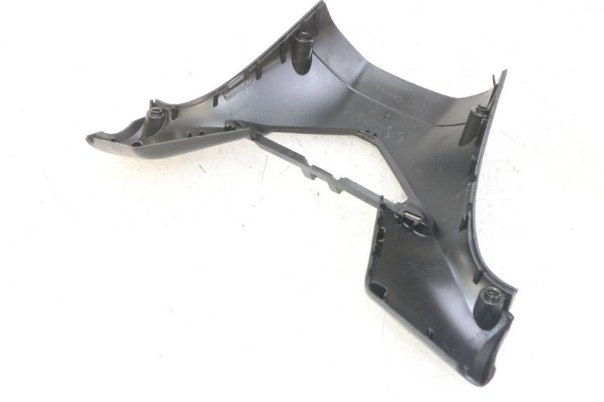 photo de REAR HANDLEBAR COVER GILERA NEXUS 125 (2009 - 2013)