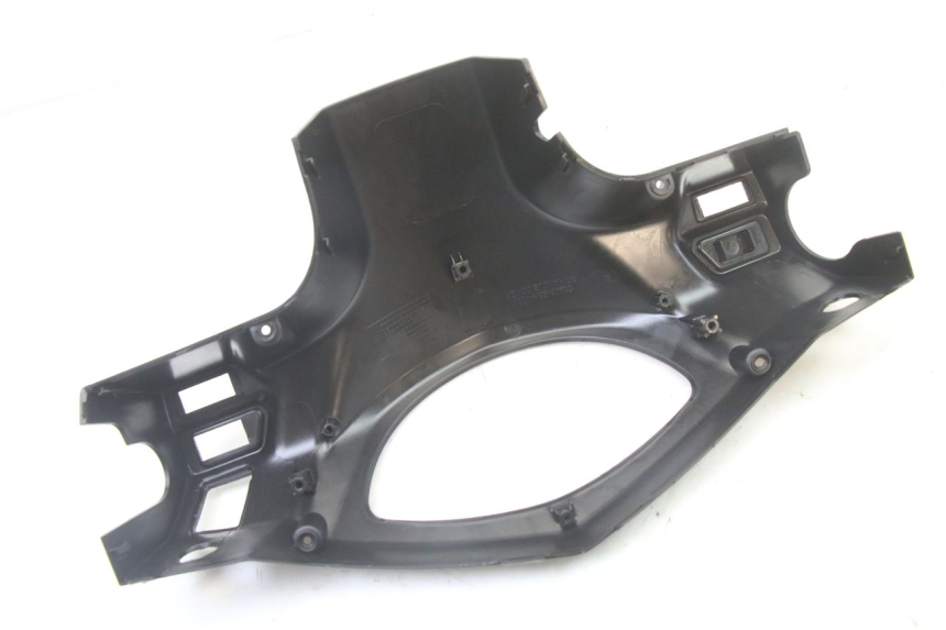 photo de HANDLE BAR REAR PANEL SYM ORBIT III 3 4T 50 (2021 - 2025)