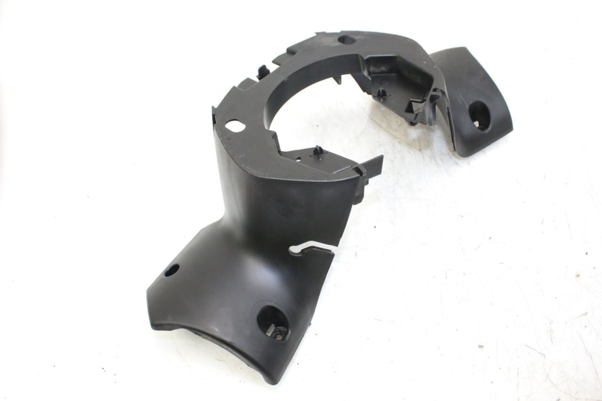 photo de REAR HANDLEBAR COVER PEUGEOT CITYSTAR 50 (2013 - 2017)
