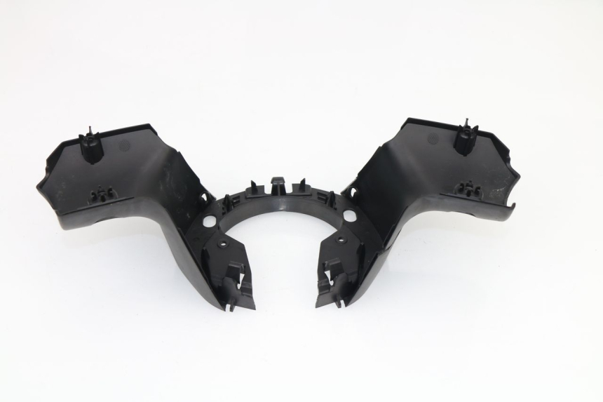 photo de REAR HANDLEBAR COVER PEUGEOT CITYSTAR 50 (2013 - 2017)