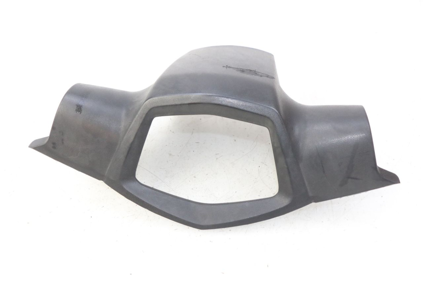 photo de REAR HANDLEBAR COVER PEUGEOT KISBEE 4T 50 (2018 - 2022)