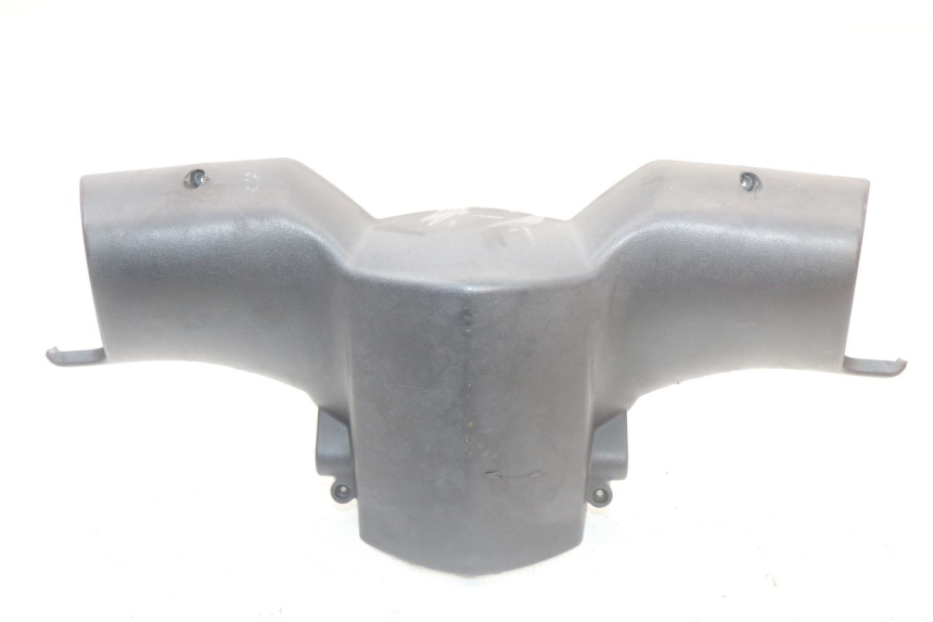 photo de REAR HANDLEBAR COVER PEUGEOT LUDIX 50 (2005 - 2007)