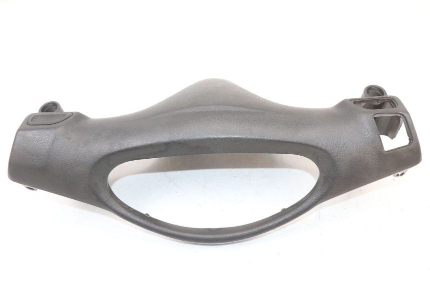 photo de REAR HANDLEBAR COVER PIAGGIO FLY 2T 50 (2004 - 2017)