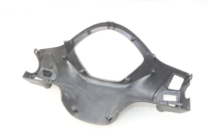photo de REAR HANDLEBAR COVER PIAGGIO LIBERTY IGET 4T 50 (2015 - 2020)