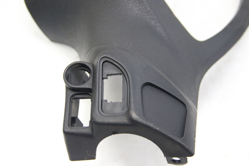 photo de REAR HANDLEBAR COVER PIAGGIO LIBERTY IGET 4T 50 (2015 - 2020)