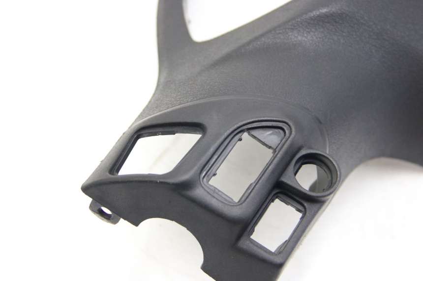 photo de REAR HANDLEBAR COVER PIAGGIO LIBERTY IGET 4T 50 (2015 - 2020)