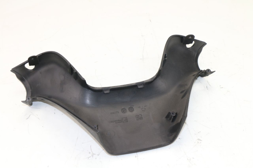 photo de HANDLE BAR REAR PANEL PIAGGIO MP3 125 (2006 - 2014)