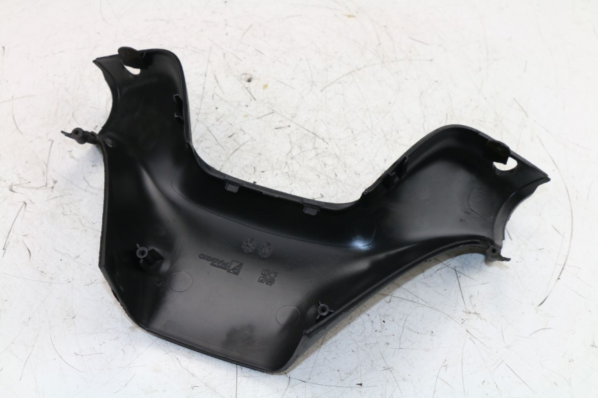 photo de REAR HANDLEBAR COVER PIAGGIO MP3 LT 400 (2007 - 2012)