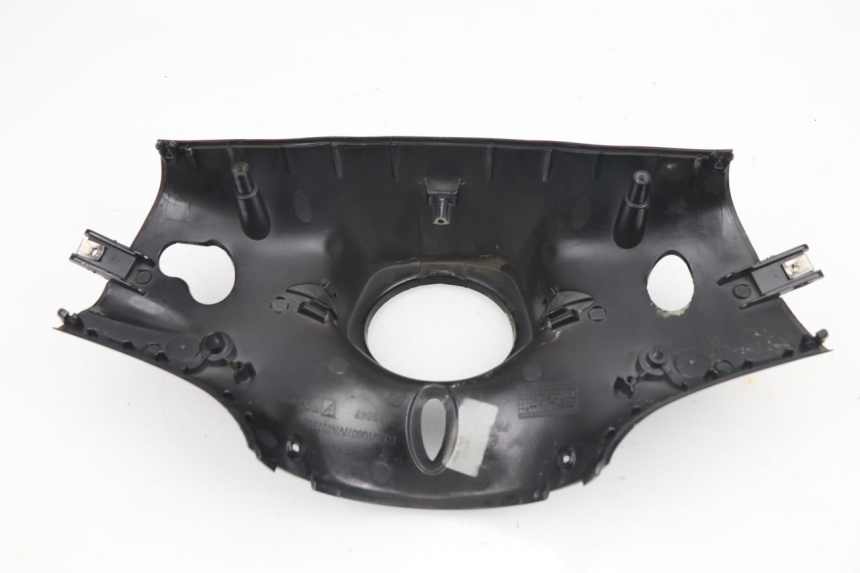 photo de REAR HANDLEBAR COVER PIAGGIO VESPA PRIMAVERA 2T 50 (2013 - 2018)