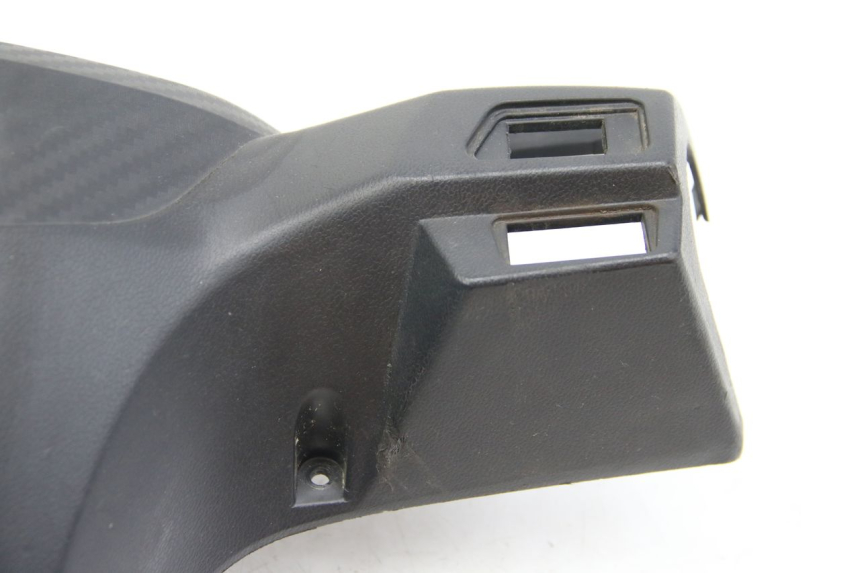 photo de REAR HANDLEBAR COVER RED ELECTRIC RED E PRO 1 (2017 - 2019)